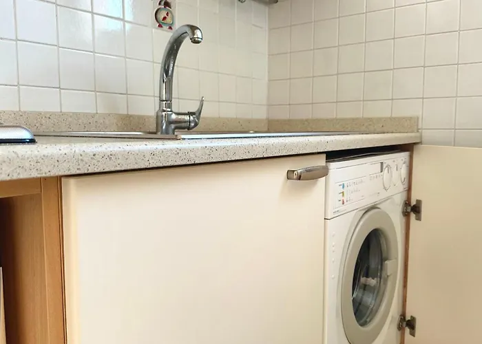 S256 - Sirolo, Comodo Trilocale In Centro *