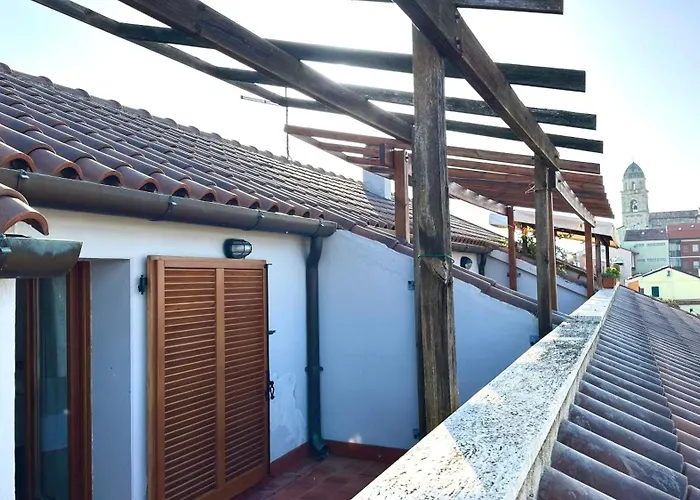 S256 - Sirolo, Comodo Trilocale In Centro