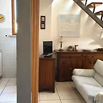 S256 - Sirolo, Comodo Trilocale In Centro Sirolo