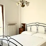 S256 - Sirolo, Comodo Trilocale In Centro Apartment Sirolo