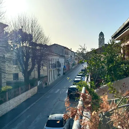 S256 - Sirolo, Comodo Trilocale In Centro Appartement