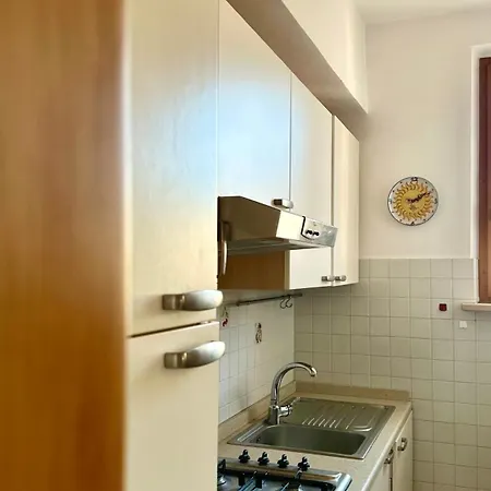 S256 - Sirolo, Comodo Trilocale In Centro *